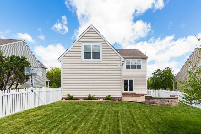 1363 Pinnacle Club Drive, Grove City, OH 43123