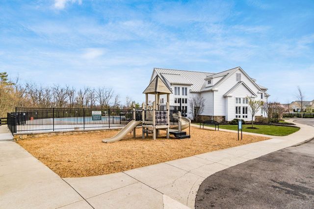 1363 Pinnacle Club Drive, Grove City, OH 43123
