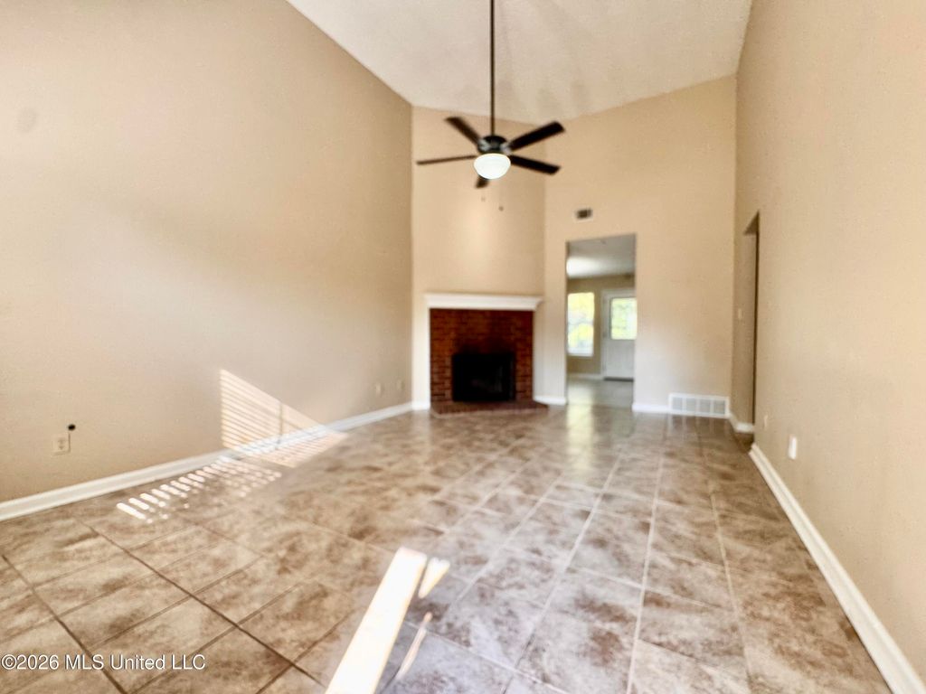 7020 Tudor Lane, Horn Lake, MS 38637 — photo 4