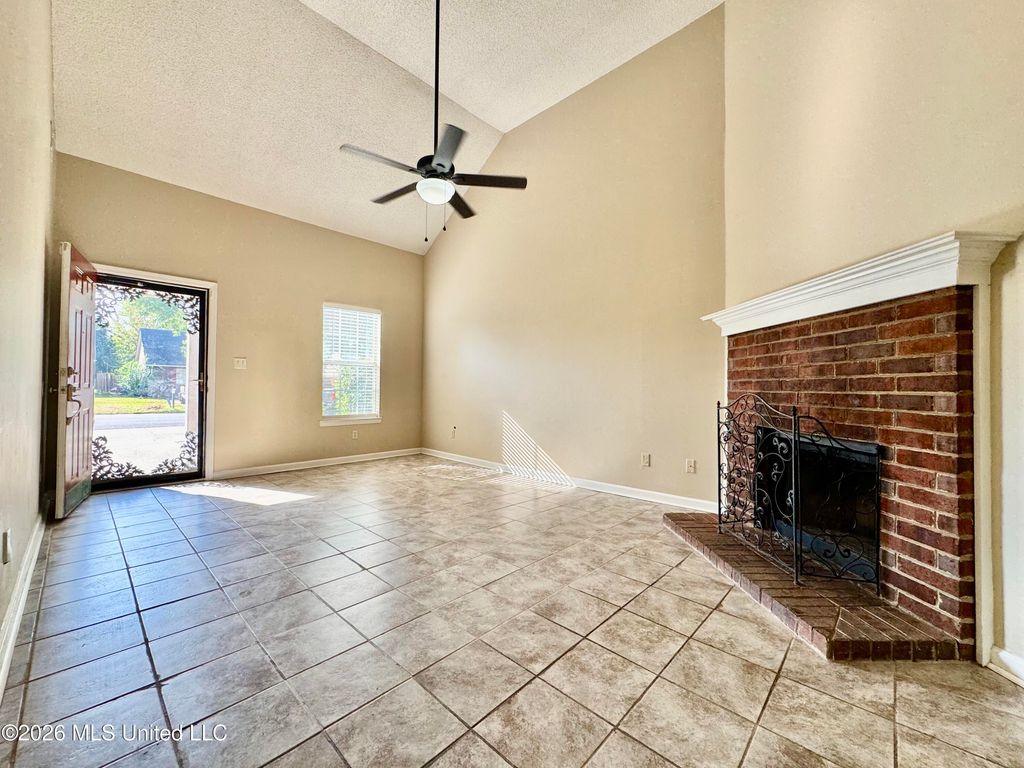 7020 Tudor Lane, Horn Lake, MS 38637 — photo 5