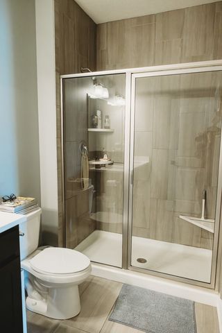 529 S Bluestone Way, West Des Moines, IA 50266