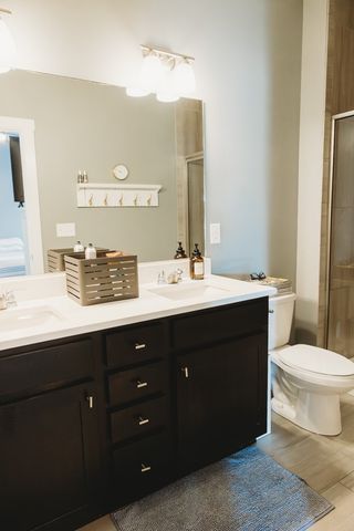 529 S Bluestone Way, West Des Moines, IA 50266