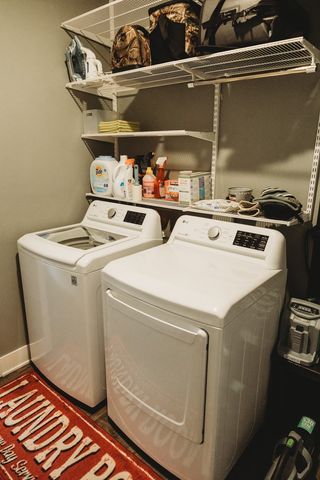 529 S Bluestone Way, West Des Moines, IA 50266