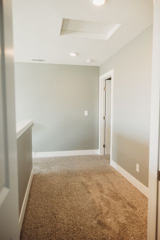 529 S Bluestone Way, West Des Moines, IA 50266