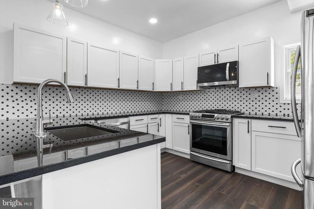 650 E PHILADELPHIA STREET, York, PA 17403