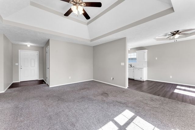 2600 N Wildberry Court, Springfield, MO 65802