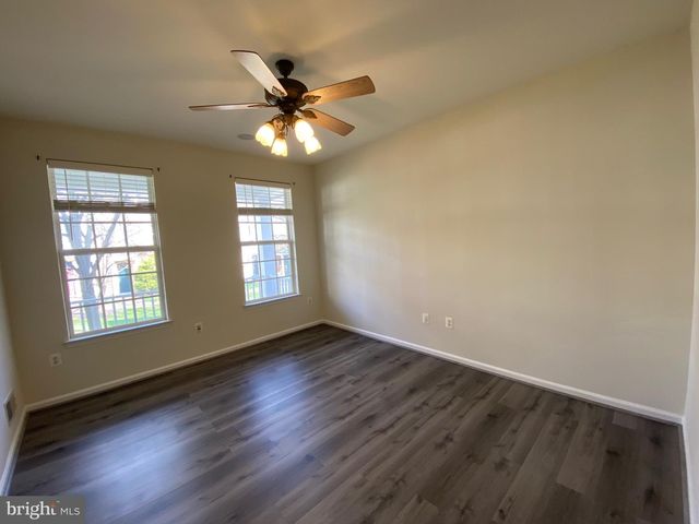 13822 CUSTIS SQ, Woodbridge, VA 22191