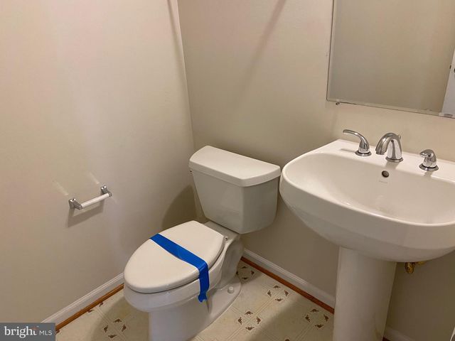 13822 CUSTIS SQ, Woodbridge, VA 22191