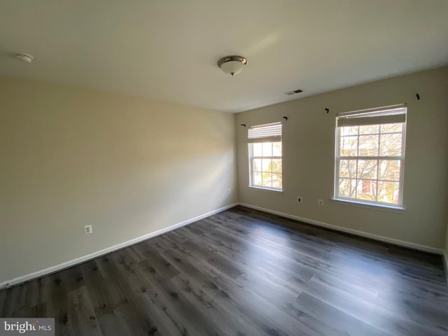 13822 CUSTIS SQ, Woodbridge, VA 22191