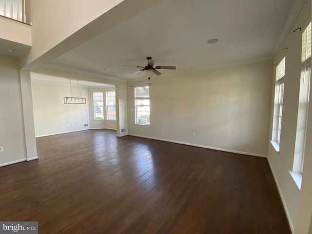 13822 CUSTIS SQ, Woodbridge, VA 22191