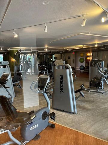 2681 N Flamingo Rd 303S, Sunrise, FL 33323