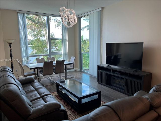 2681 N Flamingo Rd 303S, Sunrise, FL 33323