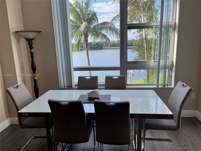 2681 N Flamingo Rd 303S, Sunrise, FL 33323