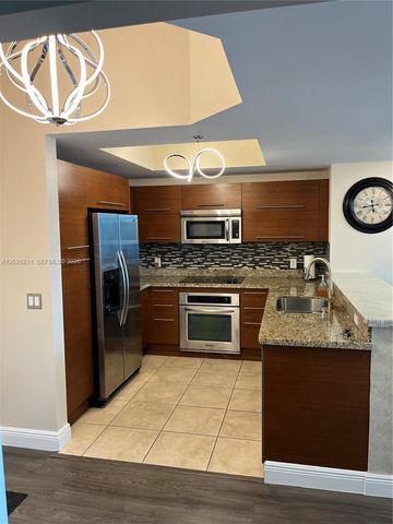 2681 N Flamingo Rd 303S, Sunrise, FL 33323