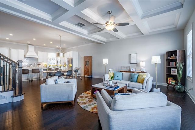 2440 Skyland NE Way, Brookhaven, GA 30319