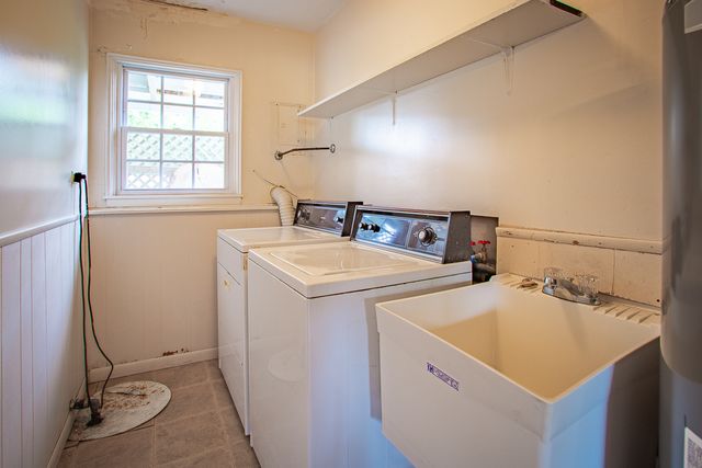 1379 Cumberland Circle W, Elk Grove Village, IL 60007
