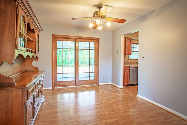 1379 Cumberland Circle W, Elk Grove Village, IL 60007