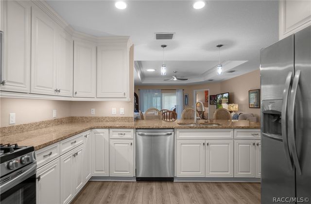 6293 W Glynborne Loop, Crystal River, FL 34429