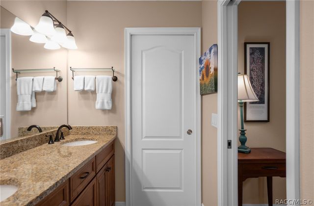 6293 W Glynborne Loop, Crystal River, FL 34429