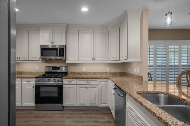 6293 W Glynborne Loop, Crystal River, FL 34429