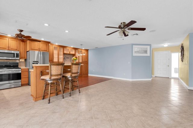 13176 DORCHESTER DRIVE, Seminole, FL 33776