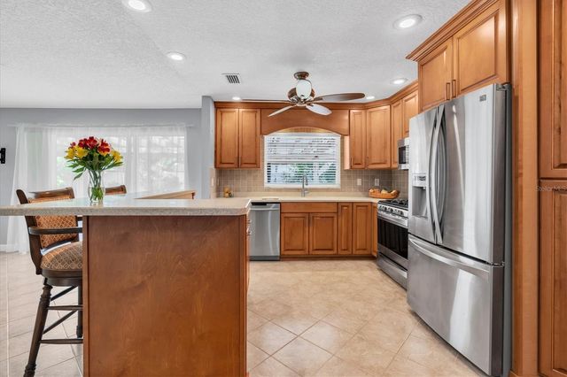 13176 DORCHESTER DRIVE, Seminole, FL 33776