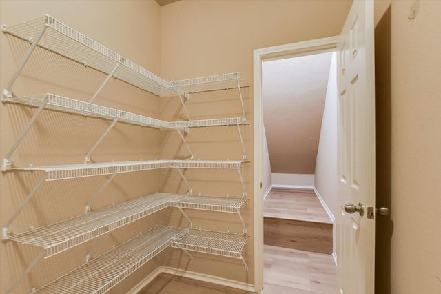 1420 Huckleberry LN, Austin, TX 78748