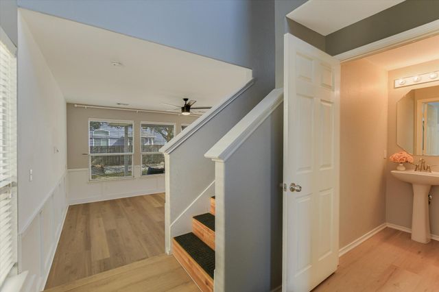 1420 Huckleberry LN, Austin, TX 78748