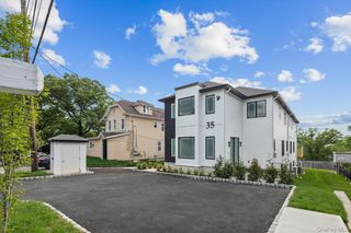 35 Prospect Street 111, Spring Valley, NY 10977