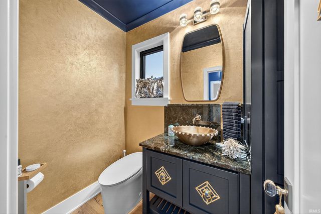 320 S Notre Dame Avenue, South Bend, IN 46617