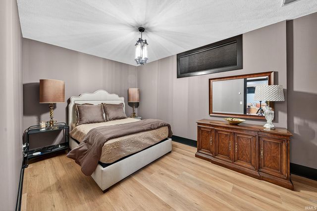 320 S Notre Dame Avenue, South Bend, IN 46617