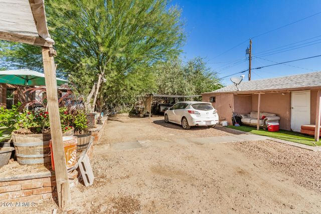 6445 S 6TH Avenue, Phoenix, AZ 85041