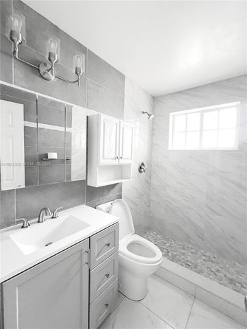 1131 NW 85th Way 0, Pembroke Pines, FL 33024