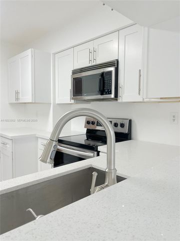 1131 NW 85th Way 0, Pembroke Pines, FL 33024