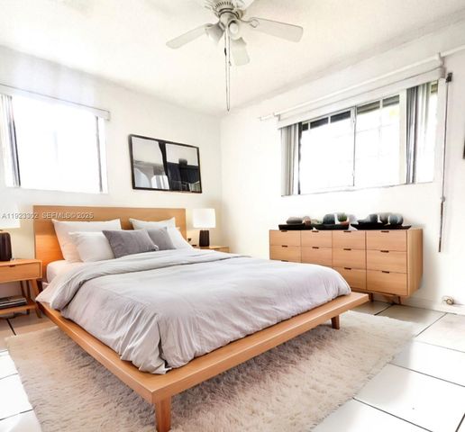 1131 NW 85th Way 0, Pembroke Pines, FL 33024