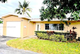 1131 NW 85th Way 0, Pembroke Pines, FL 33024