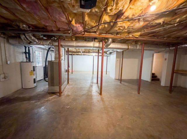 761 Cloud Dr, Clarksville, TN 37043