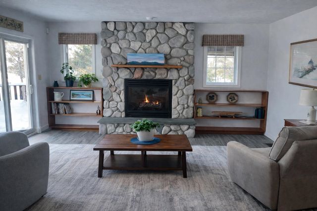 6 Southwest Spur Road, Thornton, NH 03285