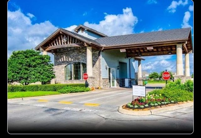 9815 Opal Rock Drive, Rosharon, TX 77583