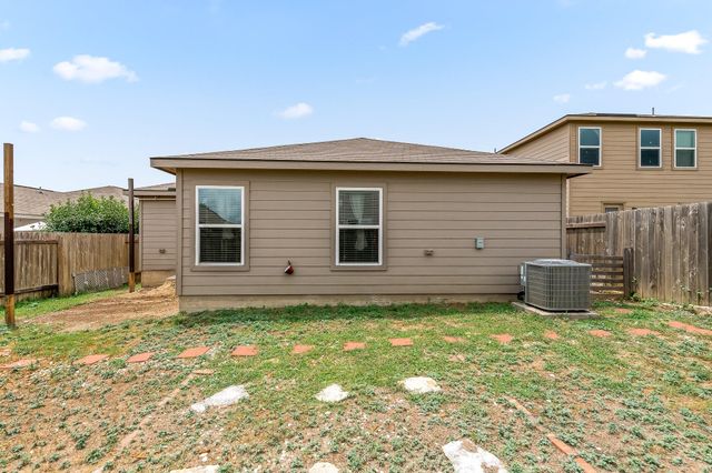 4004 Cressler LN 10F, Jarrell, TX 76537