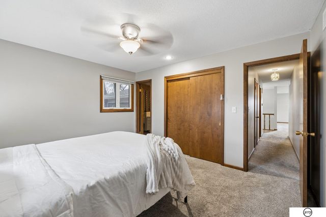 6131 Elkcrest Circle, Lincoln, NE 68516