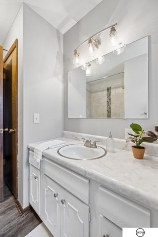 6131 Elkcrest Circle, Lincoln, NE 68516