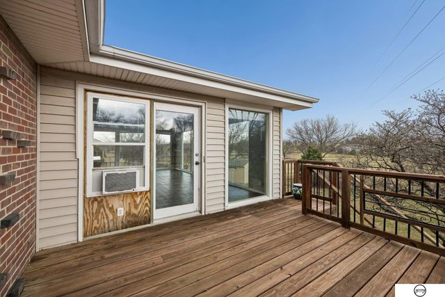 6131 Elkcrest Circle, Lincoln, NE 68516