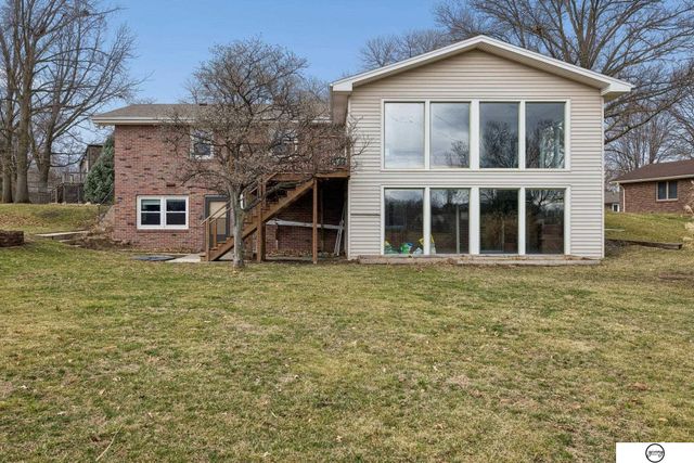 6131 Elkcrest Circle, Lincoln, NE 68516
