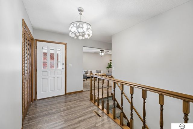 6131 Elkcrest Circle, Lincoln, NE 68516