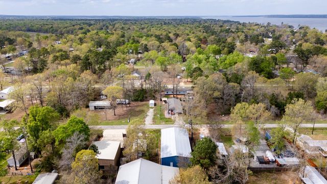381 Antigua Drive, Point Blank, TX 77364