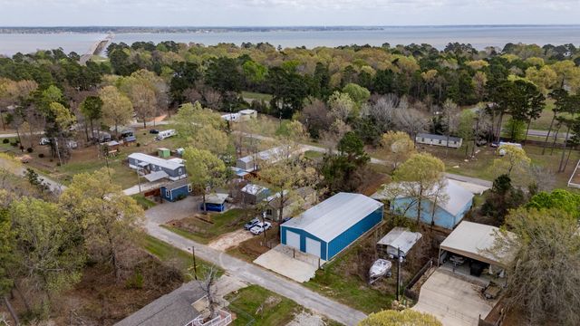 381 Antigua Drive, Point Blank, TX 77364