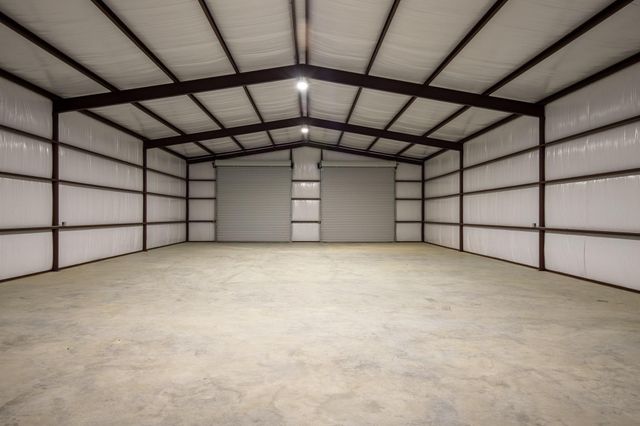 381 Antigua Drive, Point Blank, TX 77364