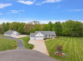 89 Summerwyn Drive, Caledonia, MI 49316