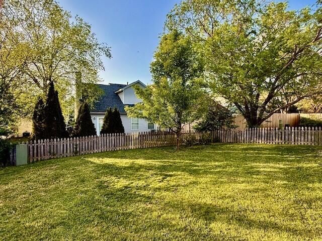 1165 Iron Lace Court, Lexington, KY 40509